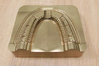 金属加工の製品