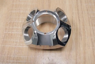 金属加工の製品