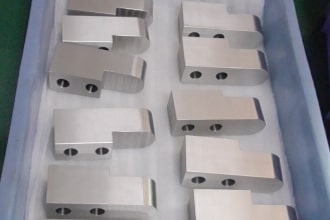 金属加工の製品