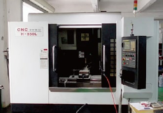 金属加工・機械加工の工場内