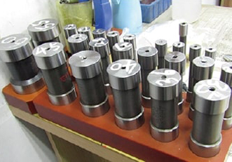 金属加工・機械加工の工場内