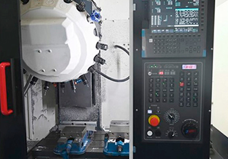 金属加工・機械加工の工場内